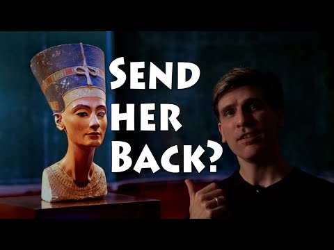 Bustul lui Nefertiti realizat de Thutmose: O Capodoperă a Artei Egiptene.